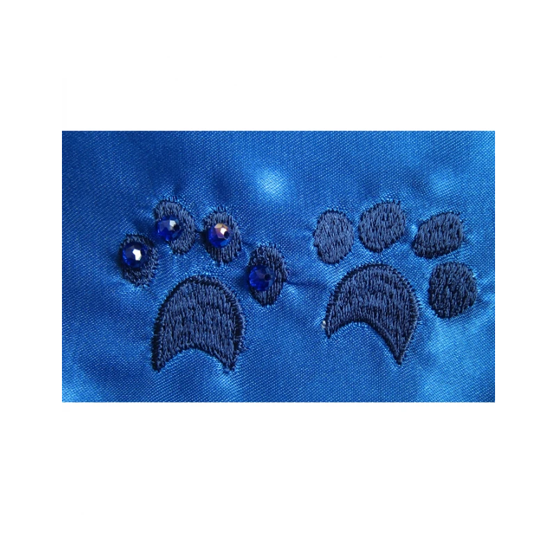 KFarah | Bandana-Foulard Pattes Bleu Pour Chien 5 KFarah | Bandana-Foulard Pattes Bleu Pour Chien – Image 3