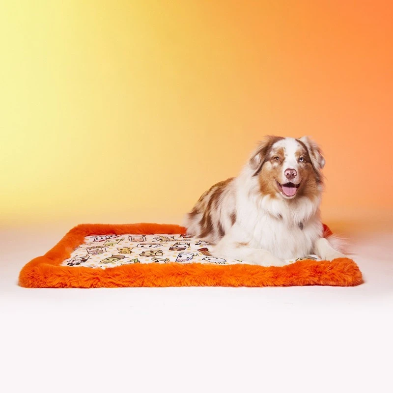 Le Tapis Rouge Collection Milk And Sugar | Orange Avec Personnages Moofia 3 Le Tapis Rouge Collection Milk And Sugar | Orange Avec Personnages Moofia