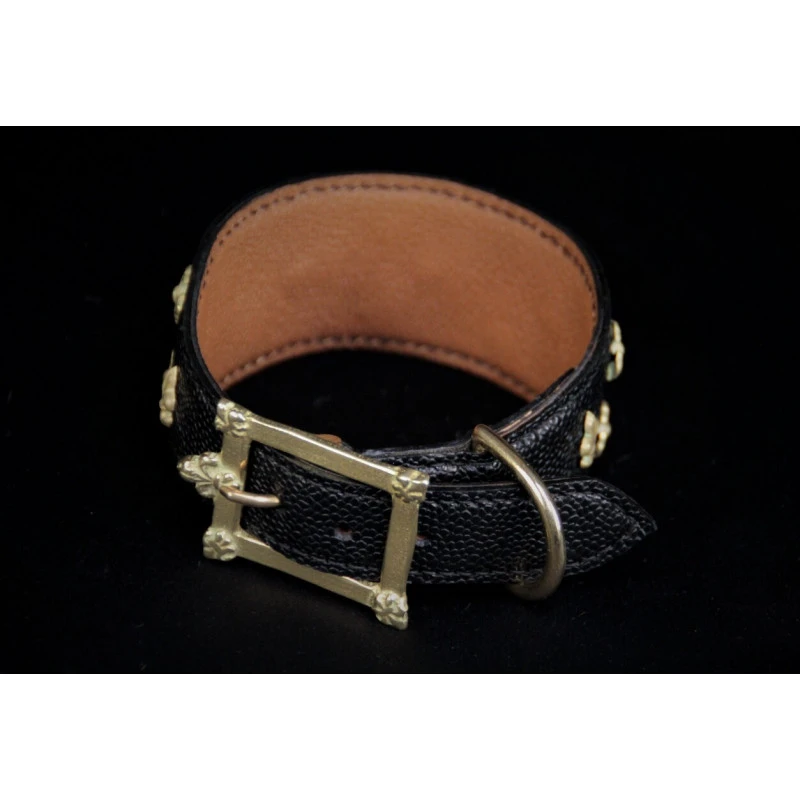 Soukha | Chien | Collier Lévrier Fleur De Lys 6 Soukha | Chien | Collier Lévrier Fleur De Lys – Image 4