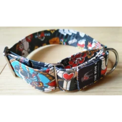 The Blue | Chien | Collier Tattoo | Graphique Et Coloré