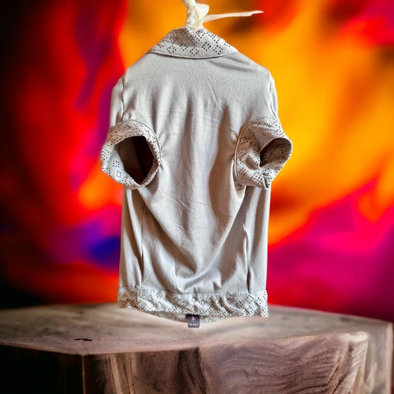 The Blue S | Chien | T-Shirt UPCYCLED | Gris Et Strass 4 The Blue S | Chien | T-Shirt UPCYCLED | Gris Et Strass – Image 2